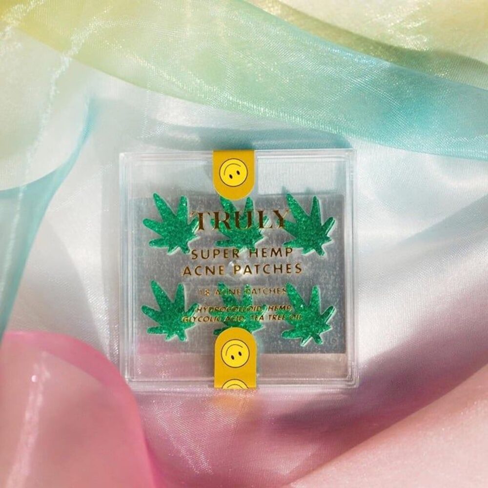 TRULY Beauty: Super CBD Acne Patches